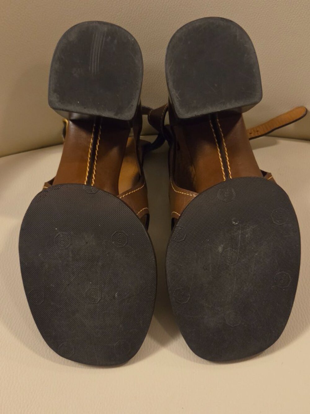 brown leather Chloé Gaile sandals - Picture 16 of 17